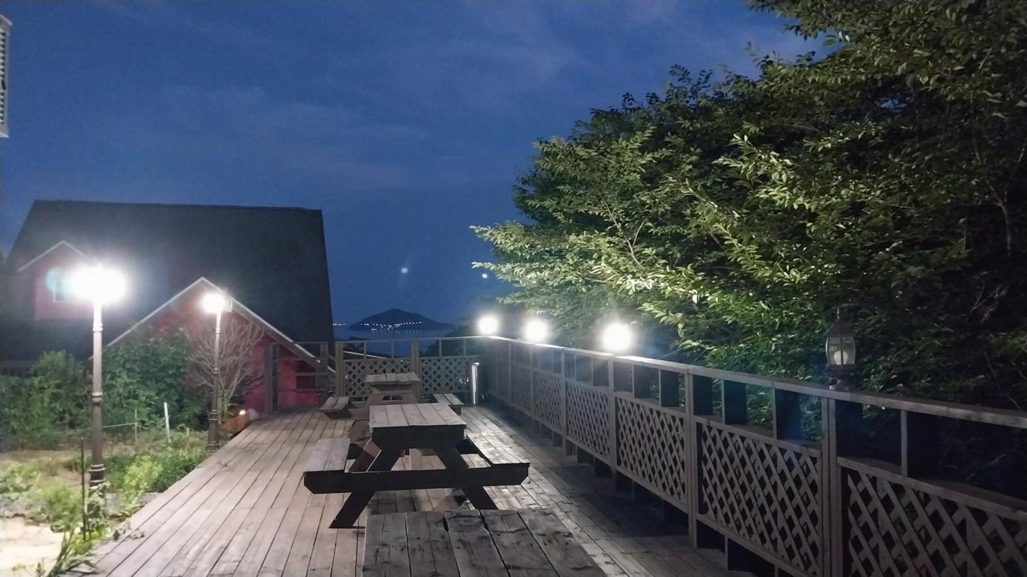 White House Hotel Namhae Bagian luar foto