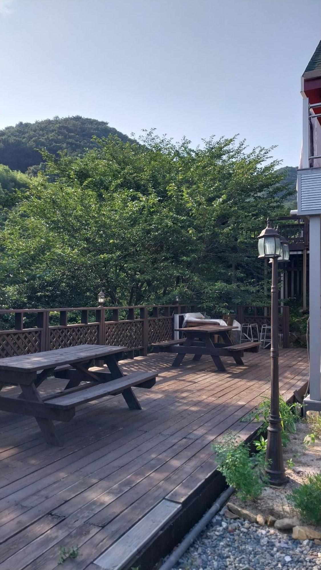 White House Hotel Namhae Bagian luar foto